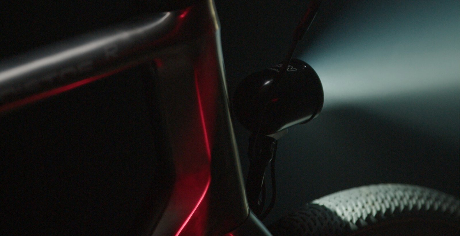LADELUX (MESSEFILM)